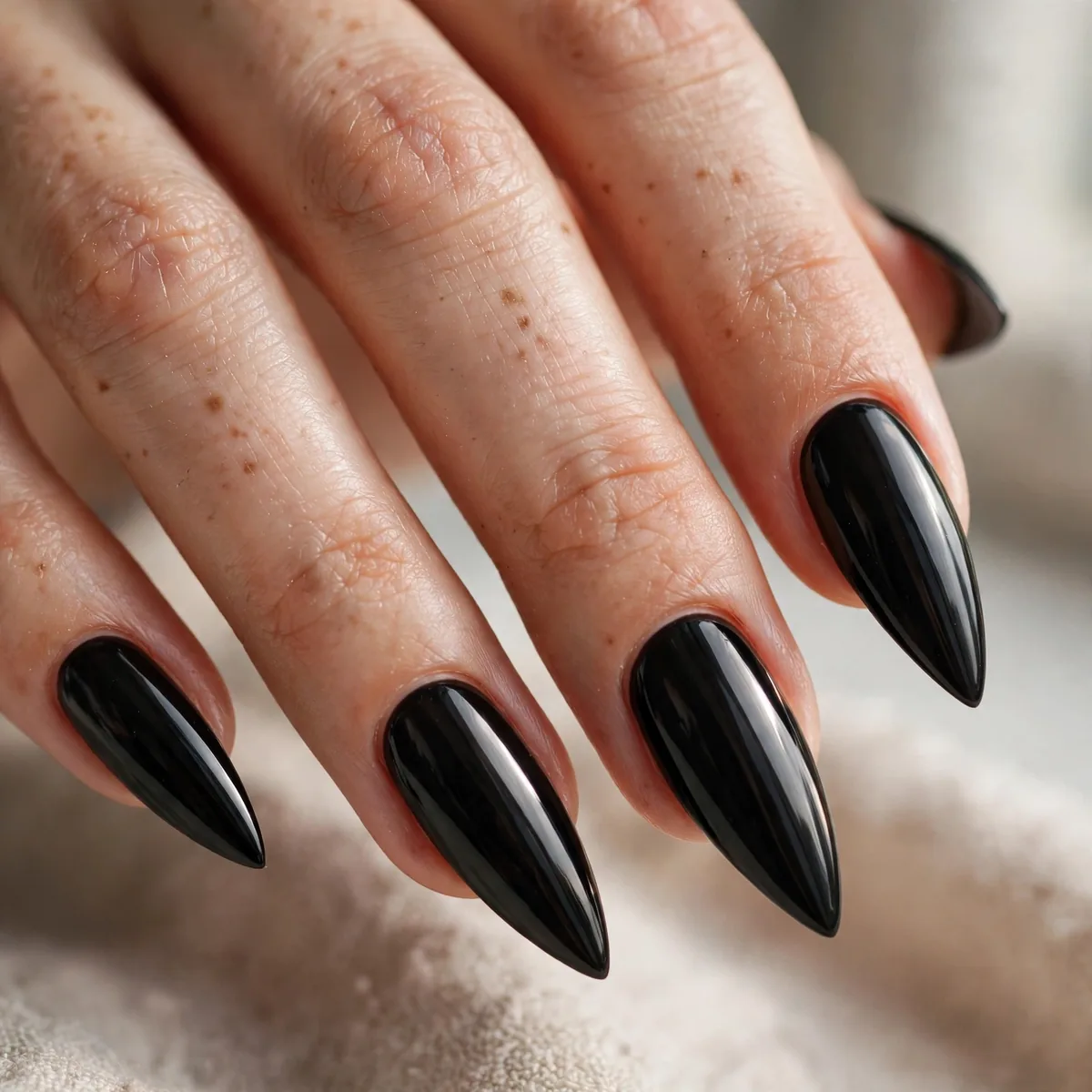 Black stiletto pointed nails